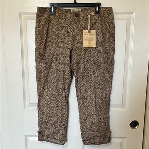 Democracy Adjustable Crop Cargo Pants